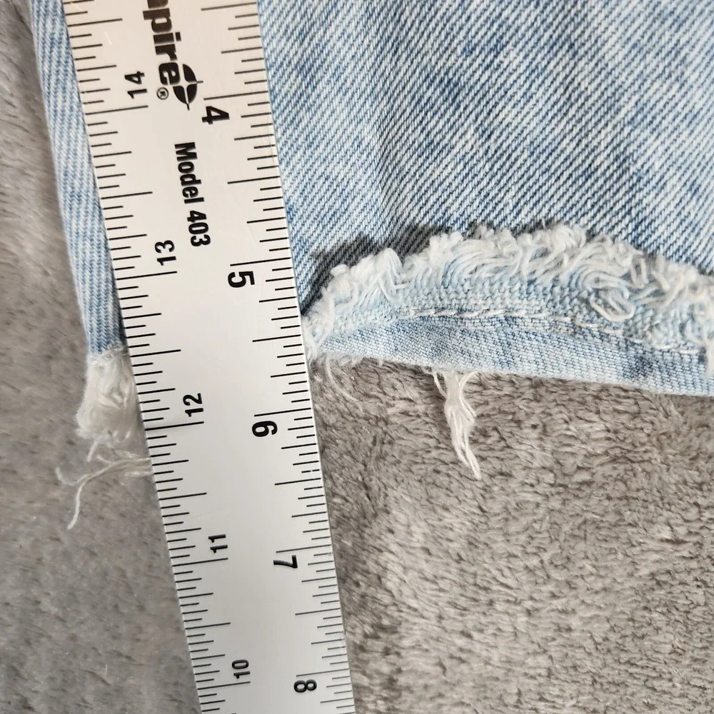 Shein Shorts Women's‎ 14 2XL 35X6 High Rise Cut-Off Denim Mom Light Wash Blue
